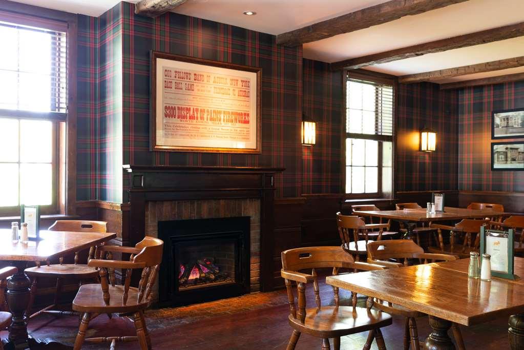 Inns Of Aurora Resort & Spa レストラン 写真